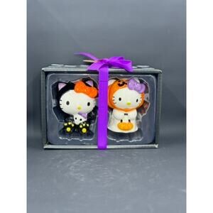 Hello Kitty Salt & Pepper Shakers Cat and‎ Pumpkin Costume